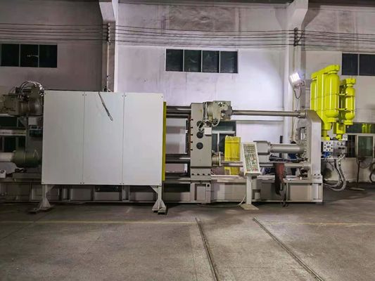 Części samochodowe Żółta automatyczna maszyna do odlewania ciśnieniowego 380V